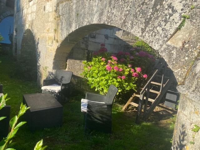 Hostellerie Les Griffons Brantome en Perigord Exterior foto