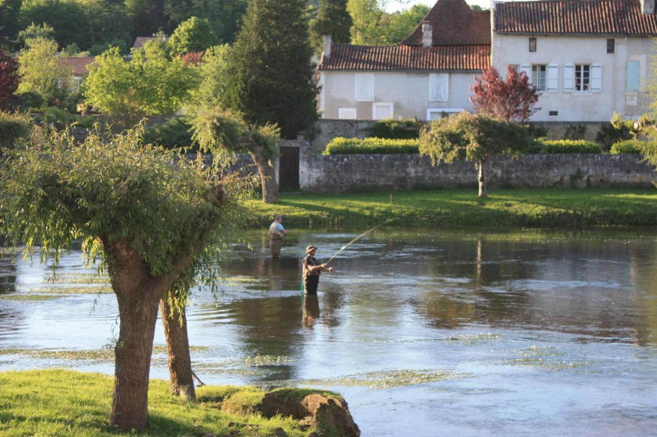 Hostellerie Les Griffons Brantome en Perigord Exterior foto